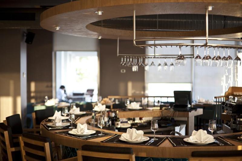 Park 156 Hotel Istanbul Restoran gambar